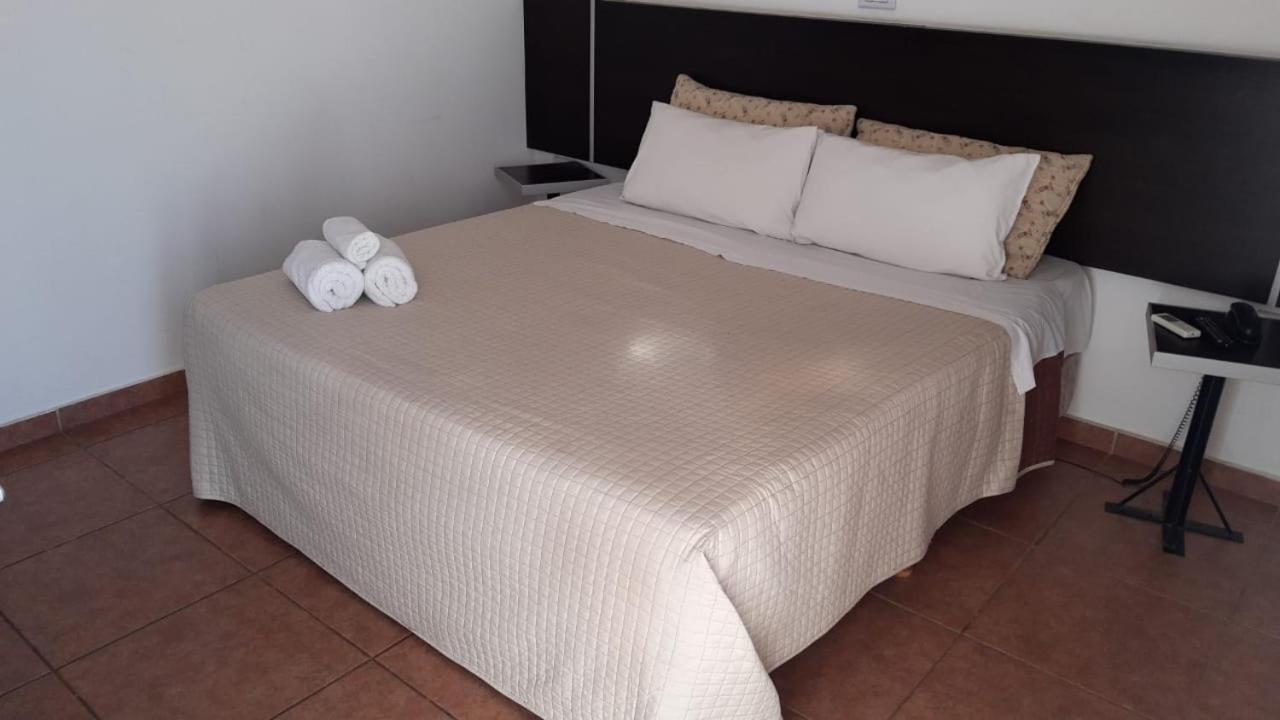 Hotel Ischigualasto سان خوان المظهر الخارجي الصورة
